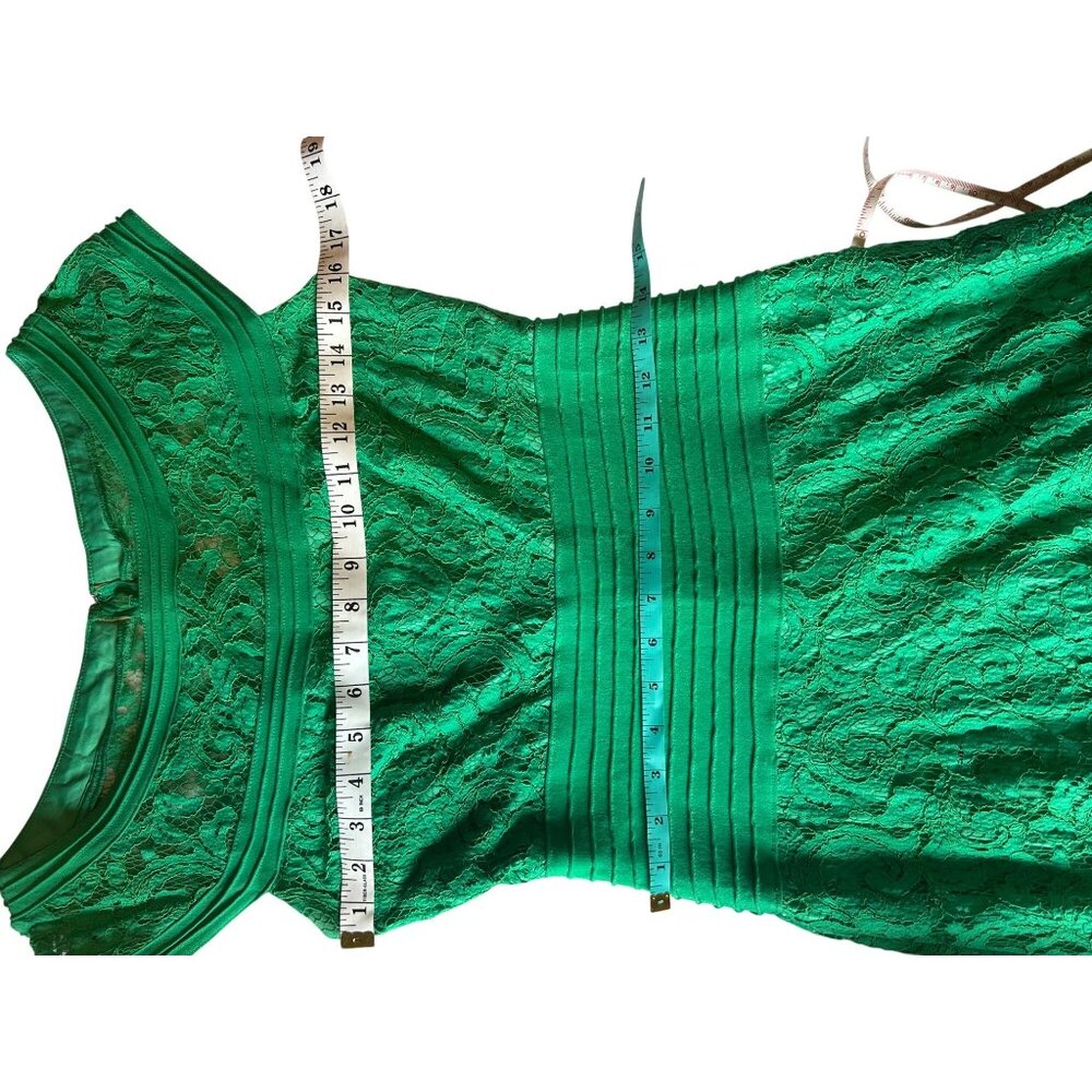 Tadashi Shoji Sz 6 Kelly Green Lace Flair Bottom Dress READ - Picture 16 of 16